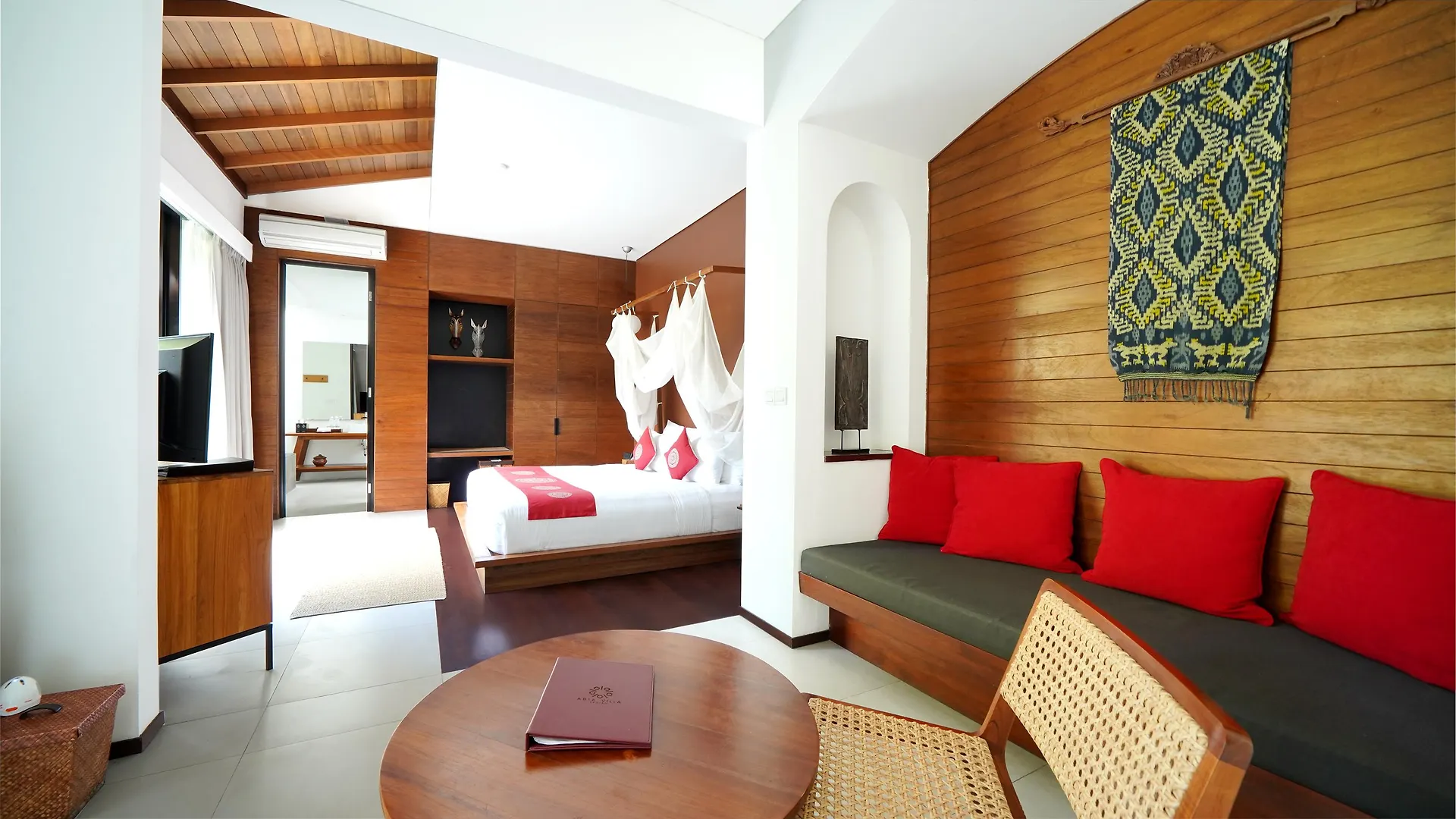 Abia Villa Legian