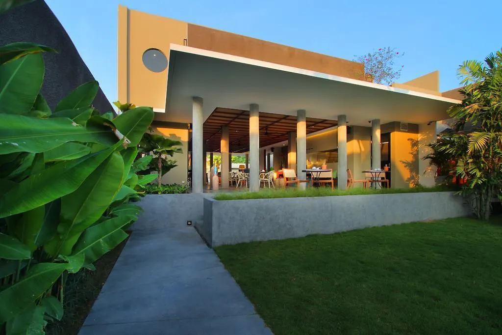 Abia Villa Legian
