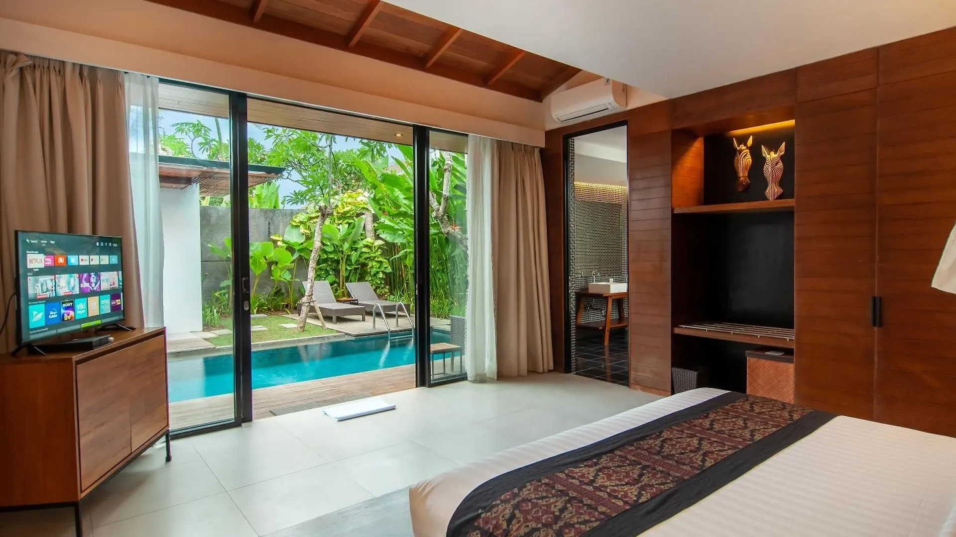 Abia Villa Legian